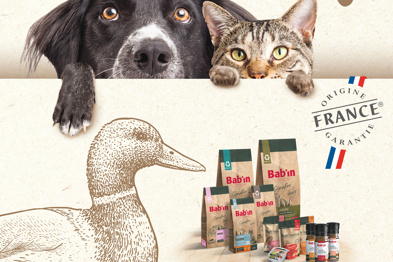 Grapefruit slice atop a pile of other slices